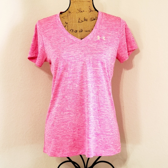 Under Armour Tops - UNDER AMOUR pink short sleeve soft v neck tee Med. workout training gym